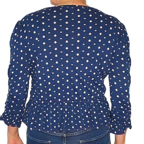 Lucky Brand Long Sleeve Sinch Waist Blouse Blue Button-Up Size Medium - Picture 2 of 4